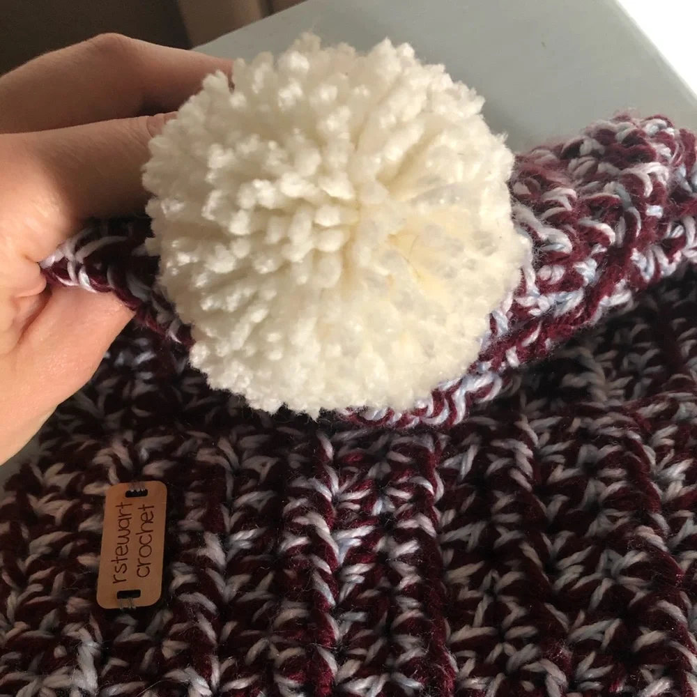 Colorado‎ Avs Slouchy Beanie